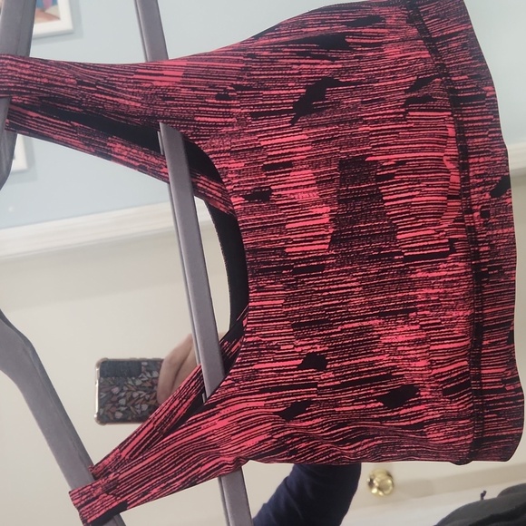 Lululemon Energy BraDown Pour Electric Coral Black size 4 - Picture 2 of 4